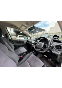 TOYOTA VITZ 2012
